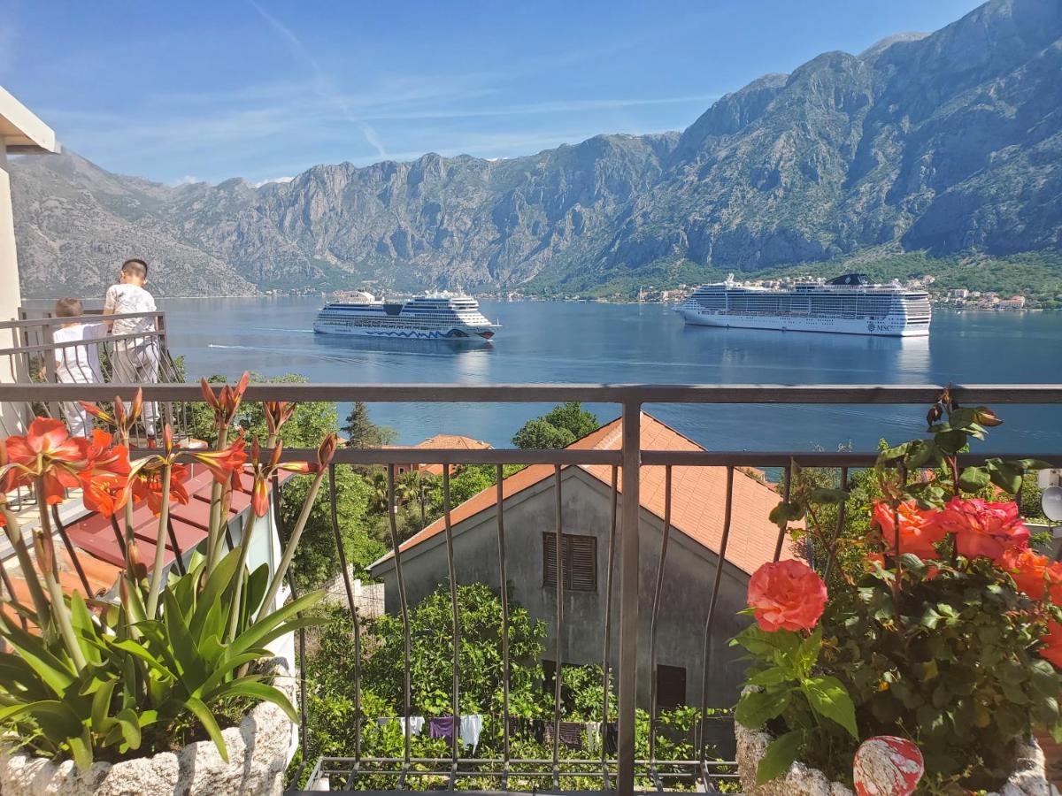 Vasko & Jana Appartement Kotor Buitenkant foto