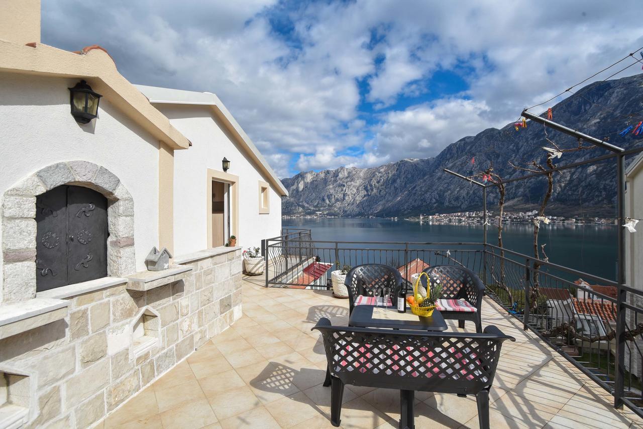 Vasko & Jana Appartement Kotor Buitenkant foto